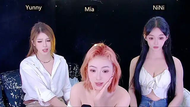 MiNi-U Pertunjukan Webcam
