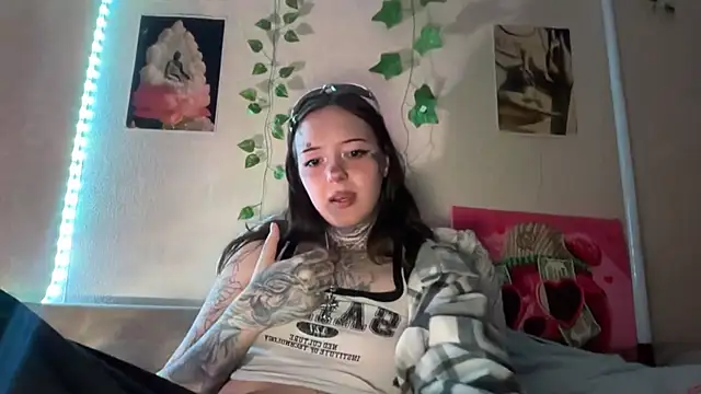 Raven_Armor's Live XXX Chat