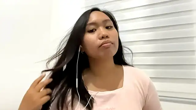 Chat +18 de EarlineMadera ao vivo