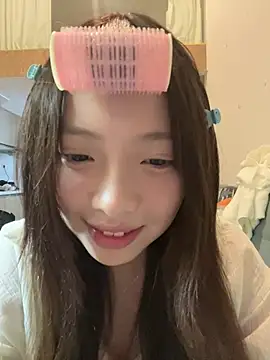 YY-1-1-1 – Live XXX-chat