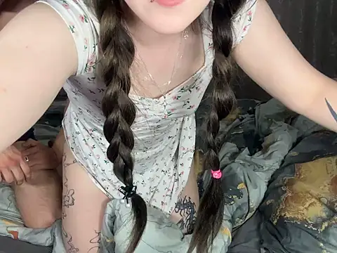 nonevermore Webcam-Show