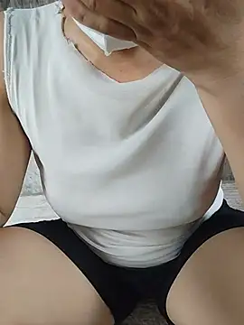 Hiha-nn Adlı Modelin Canlı XXX Sohbeti