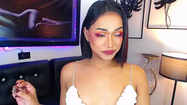 QueenOfHypnisist Pertunjukan Webcam
