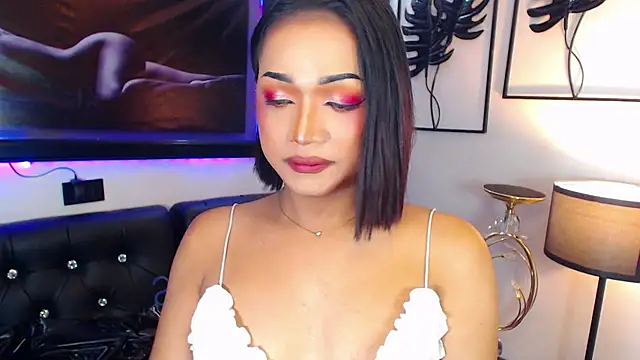 QueenOfHypnisist Pertunjukan Webcam