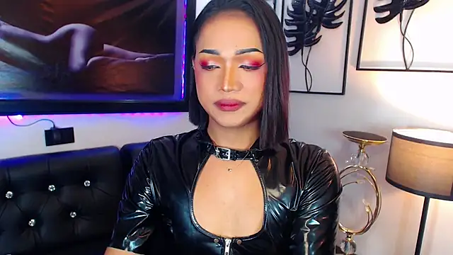 QueenOfHypnisist: вебкам-шоу