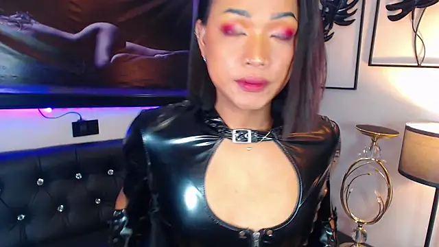 Webkamerová show QueenOfHypnisist