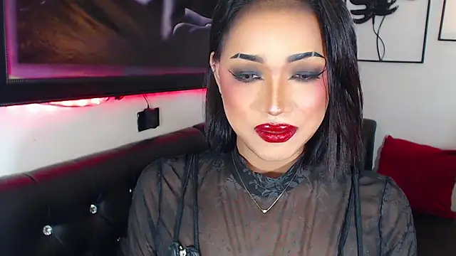 QueenOfHypnisist Pertunjukan Webcam