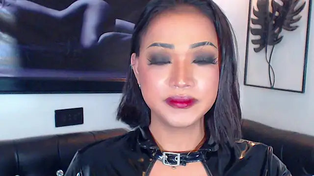 QueenOfHypnisist 网络视讯表演