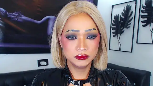 QueenOfHypnisist 网络视讯表演
