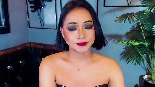 โชว์เว็บแคมของ QueenOfHypnisist