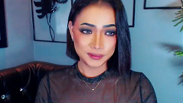QueenOfHypnisist Pertunjukan Webcam