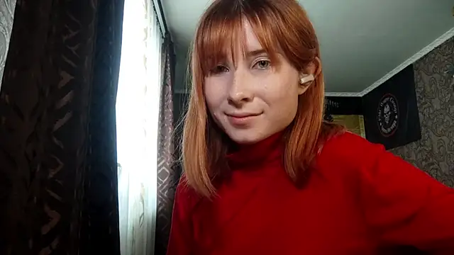 Show modela CadieShy na web-kameri