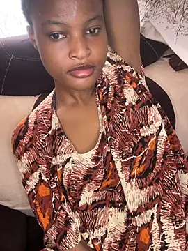 kendyy254 网络视讯表演