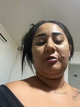 Valentina_Tilly Show in webcam