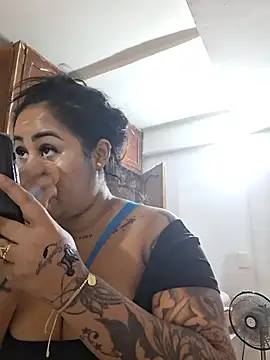 Valentina_Tilly's Webcam Show