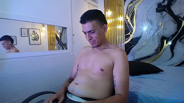 Dereck_Smithh's Webcam Show