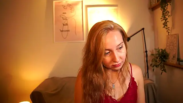 Enchantyy webkamerás műsora