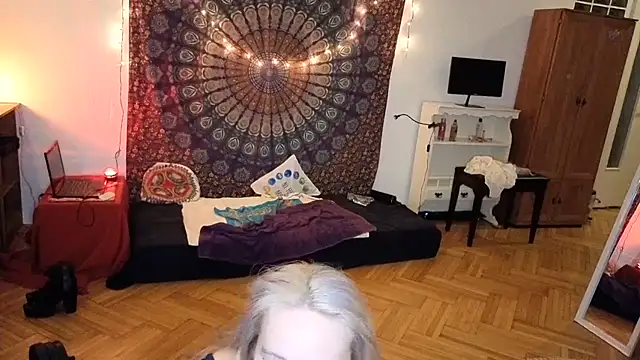 Enchantyy's Live XXX Chat