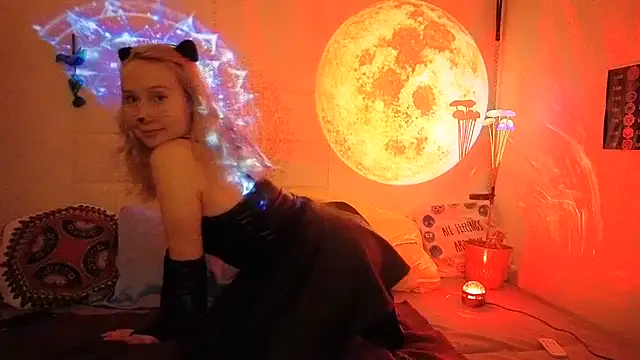 Enchantyy webkamerás műsora