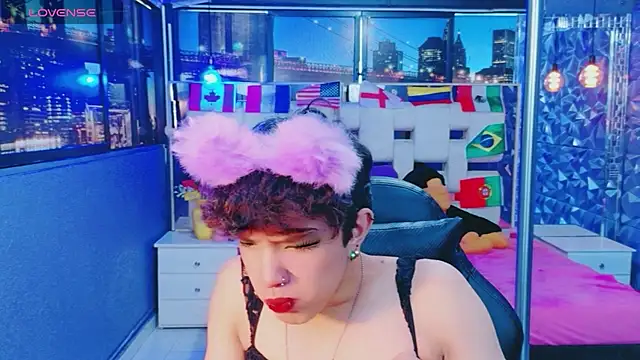Alejandra_Ravenのウェブカメラショー