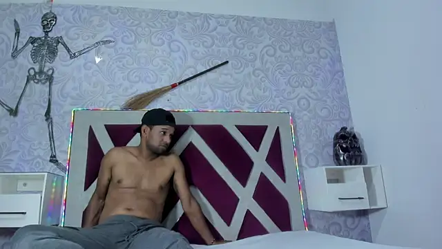 AxelAndMeredy Webcam Show