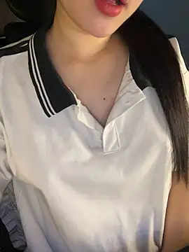 Elise68's Live XXX Chat