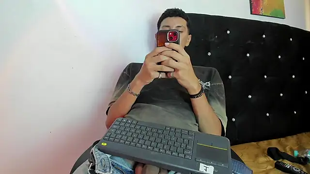 miky_vellmontn Webbikameraesitys