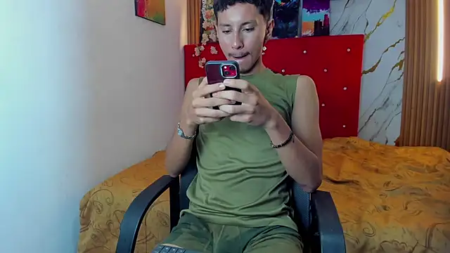 הופעת וובקאם של miky_vellmont