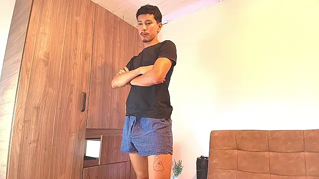 Show modela miky_vellmont na web-kameri