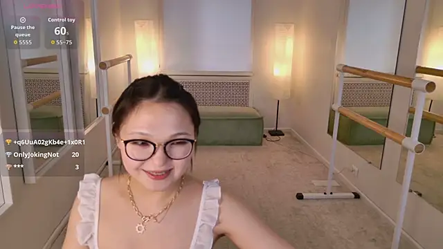 AlishaCloud's Live XXX Chat