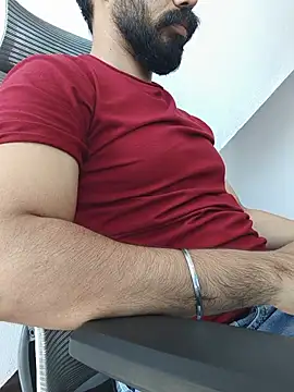 8inch_hunk19: διαδικτυακό σόου στην κάμερα