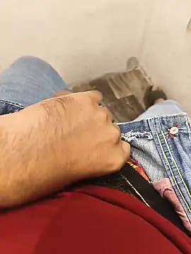 عرض كام 8inch_hunk19