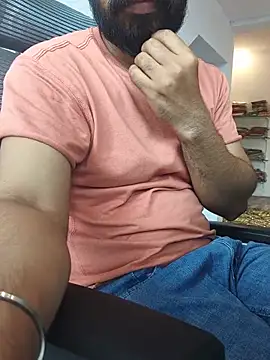 8inch_hunk19: διαδικτυακό σόου στην κάμερα