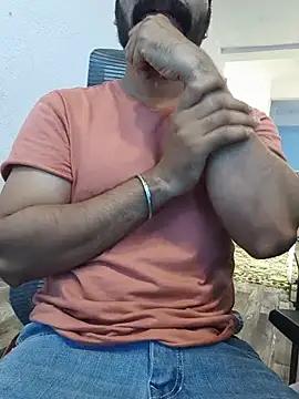 عرض كام 8inch_hunk19