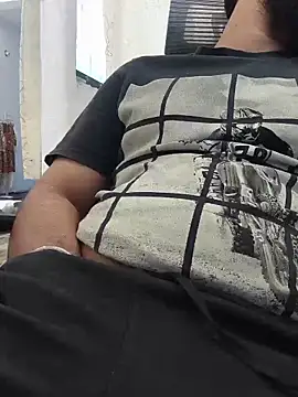 8inch_hunk19 Webcamshow