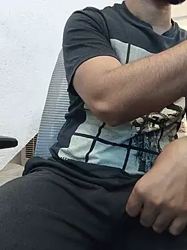 8inch_hunk19 Webcamshow