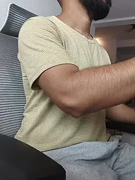 عرض كام 8inch_hunk19