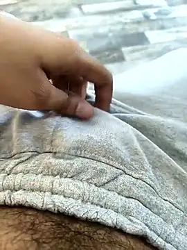 عرض كام 8inch_hunk19