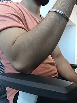 عرض كام 8inch_hunk19