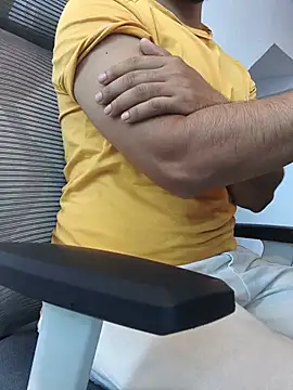 8inch_hunk19 Webcamshow