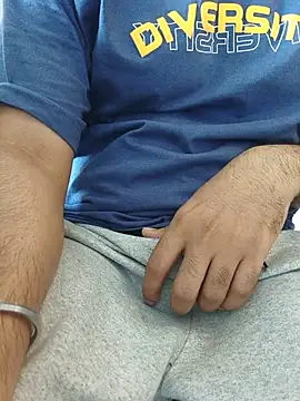 8inch_hunk19 Webcam-Show