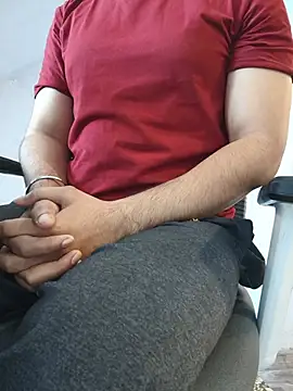 8inch_hunk19 Show in webcam