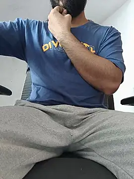 8inch_hunk19 Show in webcam