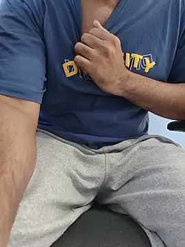 8inch_hunk19's Webcam Show