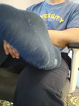 8inch_hunk19 Show in webcam