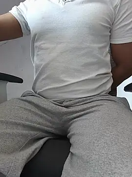 8inch_hunk19 Adlı Modelin Web Kamerası Şovu