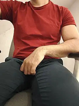عرض كام 8inch_hunk19