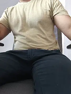 8inch_hunk19 Webcam show