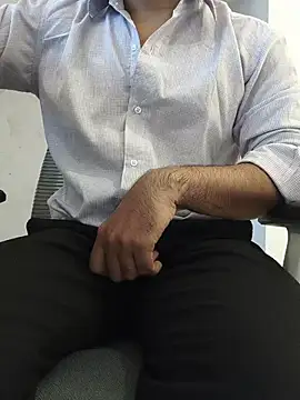 8inch_hunk19's Webcam Show