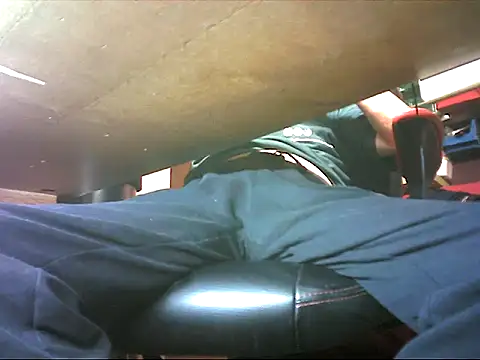 NUEVOAQUI1's Webcam Show
